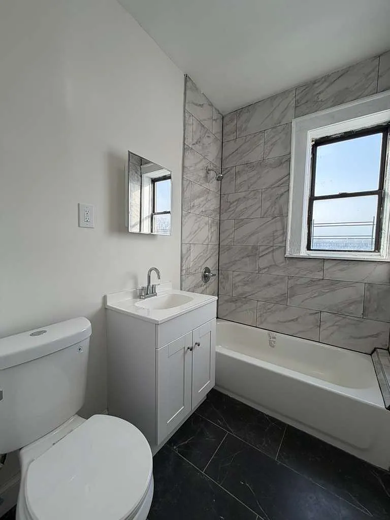 2 bed, $1,800 — Photo 4