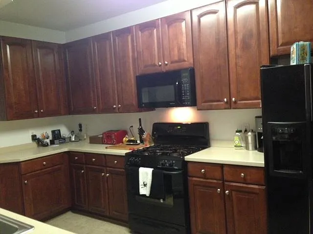 2 bed, 1114 sqft, $2,700 — Photo 3