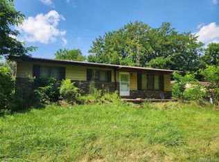 5215 Schlaud Rd, North Branch, MI 48461