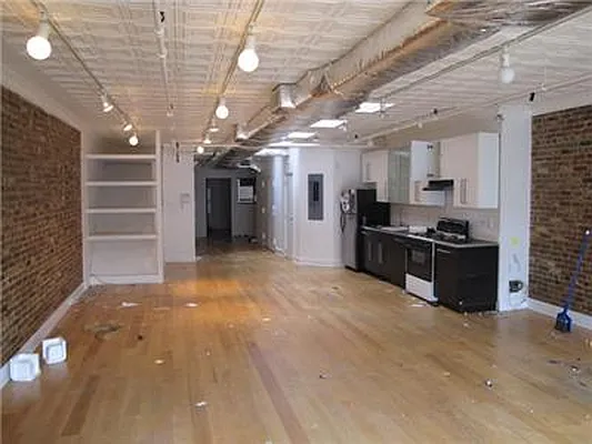 Rented by Living New York | media 41