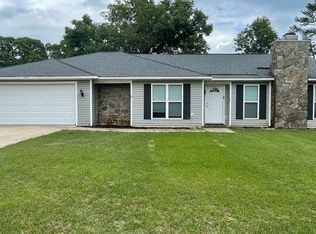 309 Cedar Ridge Dr, Warner Robins, GA 31088