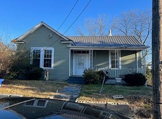 836 Claiborne St, Danville, VA 24540