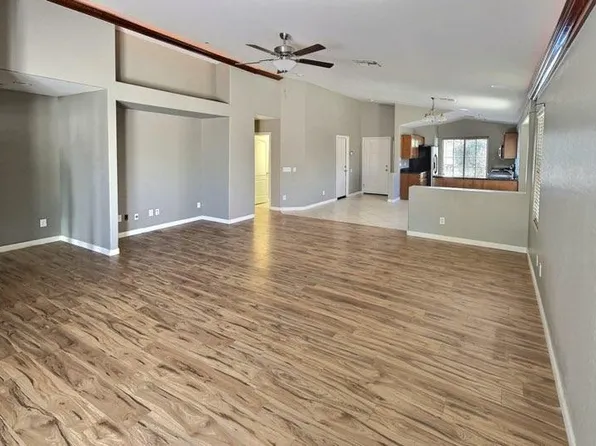 2452 W Tamarisk Ave, Phoenix, AZ 85041