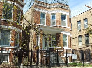 6018 S Eberhart Ave, Chicago, IL 60637