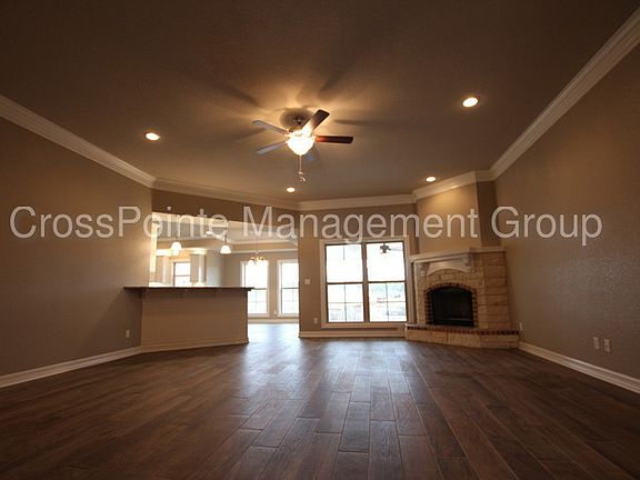 3rd image of 1807 Spruce Pine Ln