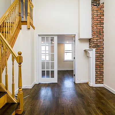 Rented by Nooklyn NYC LLC | media 4