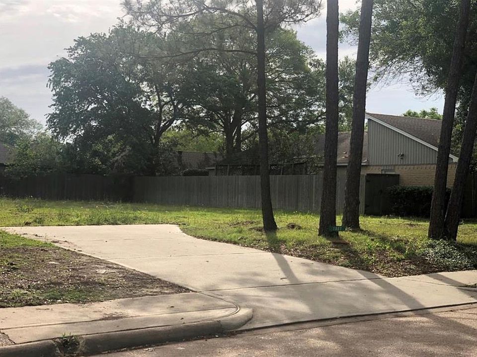 1st image of 1007 Stoney Hill Dr
