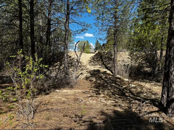 13 Prospector Ln, Idaho City, ID 83631
