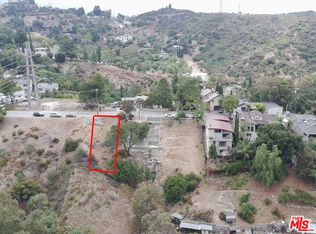 9477 Reverie Rd, Tujunga, CA 91042