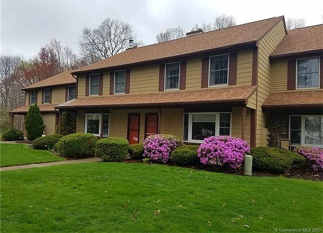 1st image of 8 Fallawater Ct