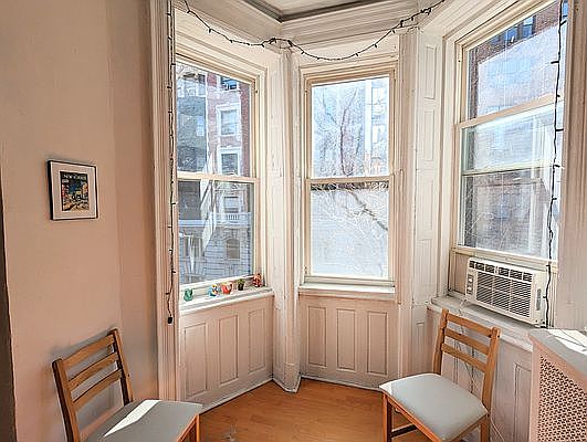 3rd image of 253 W 76th St APT 9