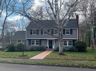 40 Haven Rd, Wellesley, MA 02481