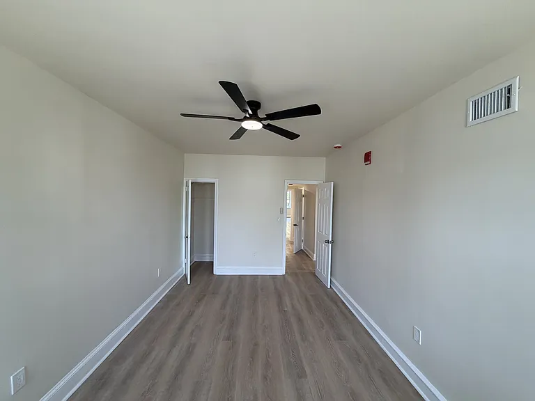 1651 W Grange Ave #2 — Photo 11