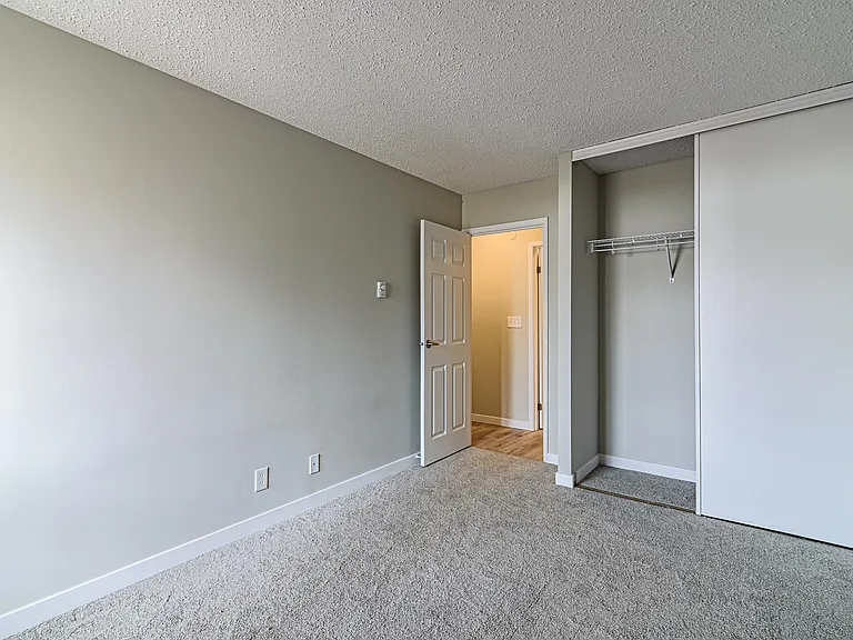 437 Hamilton Ave — Photo 10