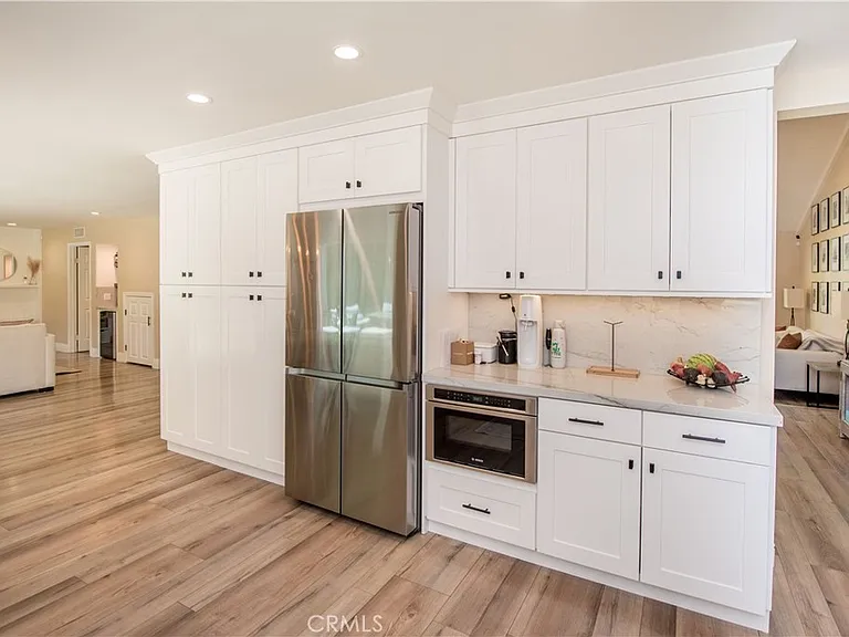 270 S Riverwood Cir — Photo 22