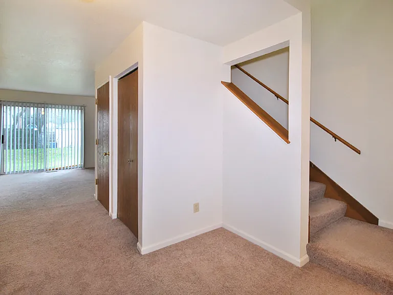 The View Apartments and Townhomes — Photo 17