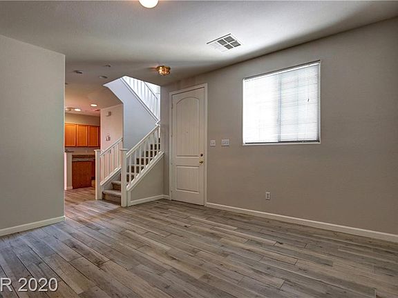 4th image of 10621 Mountain Stream Ct