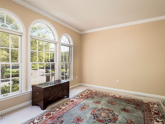 3rd image of 8928 Isherwood Ln