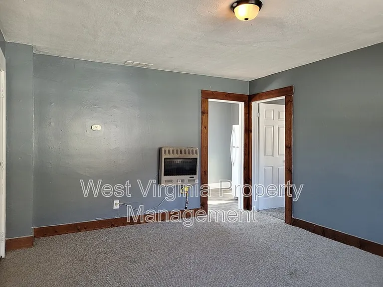 119 Route 60 — Photo 2
