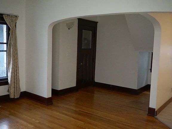 3rd image of 234 Saranac Ave #1