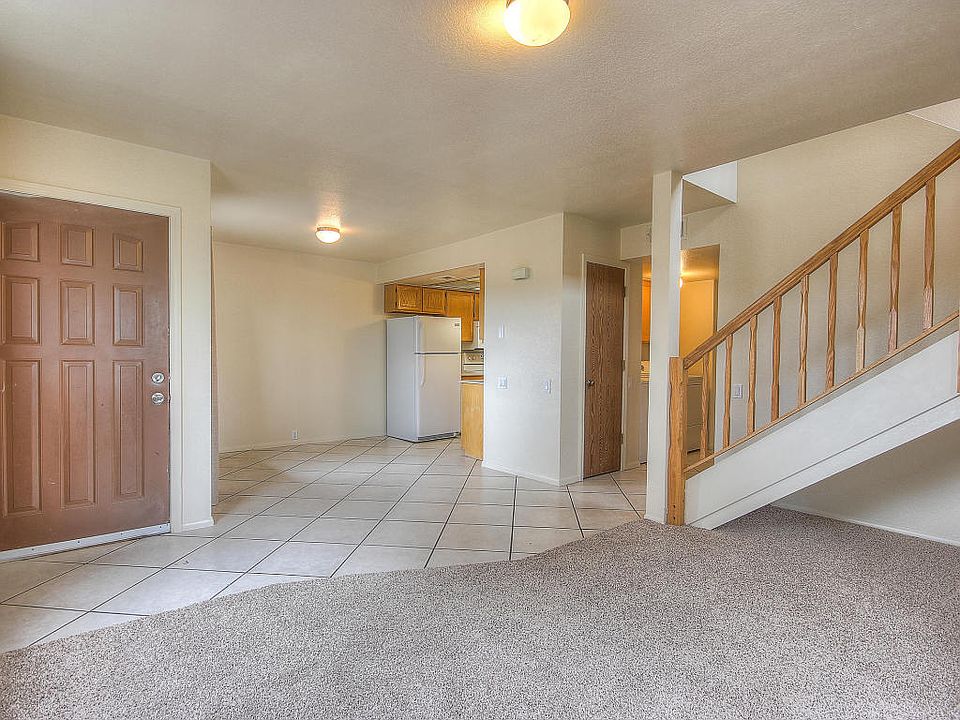 1st image of 1000 N Beaver St APT 214