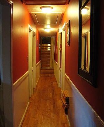 4th image of 9910 Knobs Hill Ln