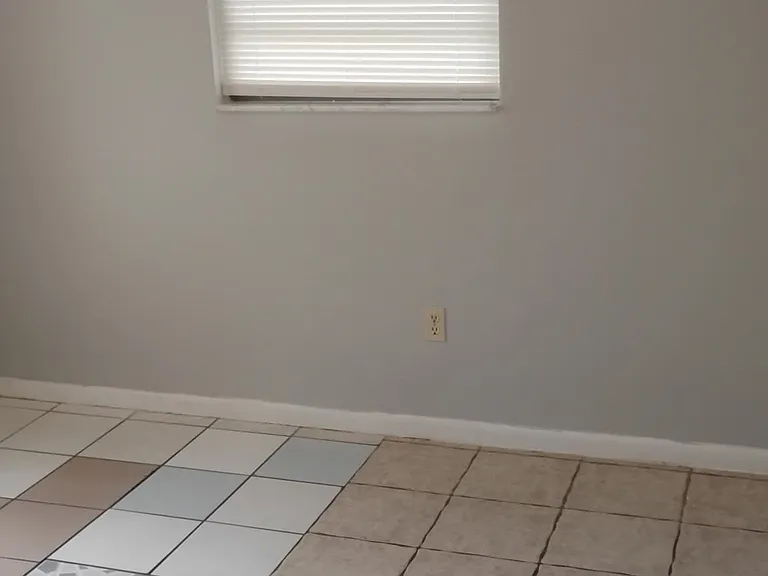 913 W Cornell St #913 — Photo 6