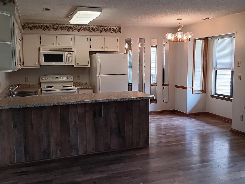 1003 Cochise Trl #23C