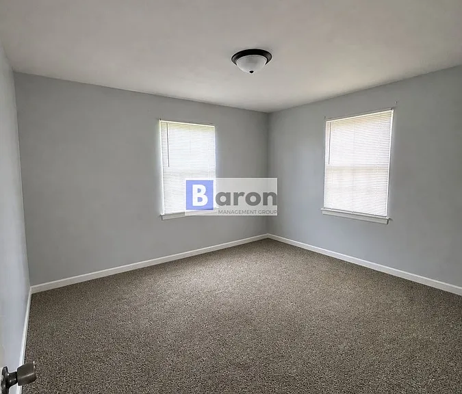 1710 N Johnson St — Photo 2