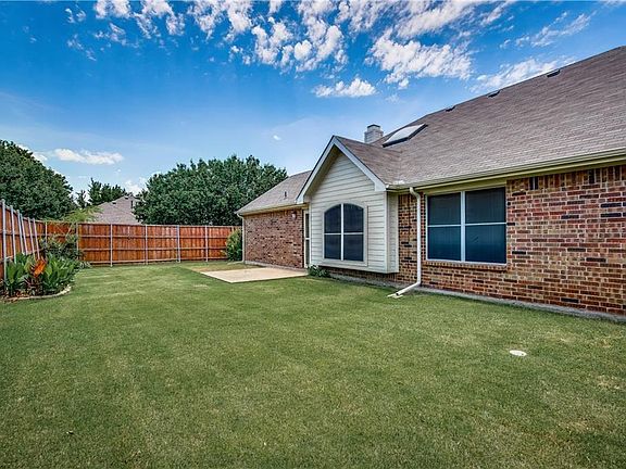 5th image of 1809 Andress Dr