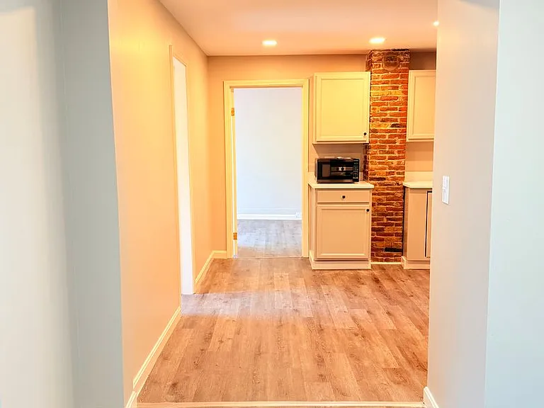 Pet-friendly Apartments for Rent in Hartford, VT! — Photo 19