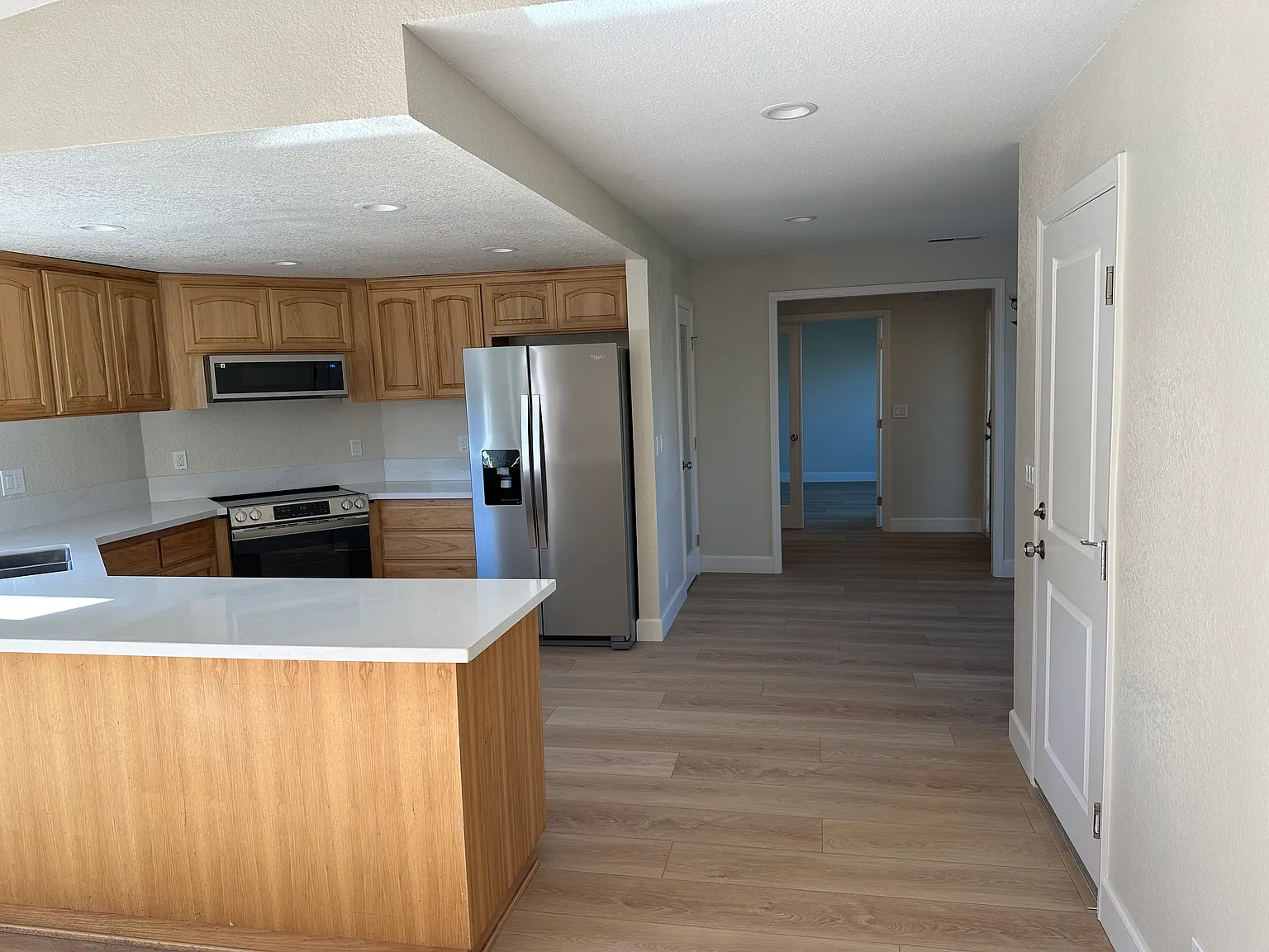 4 bed, 1476 sqft, $3,000 — Photo 4