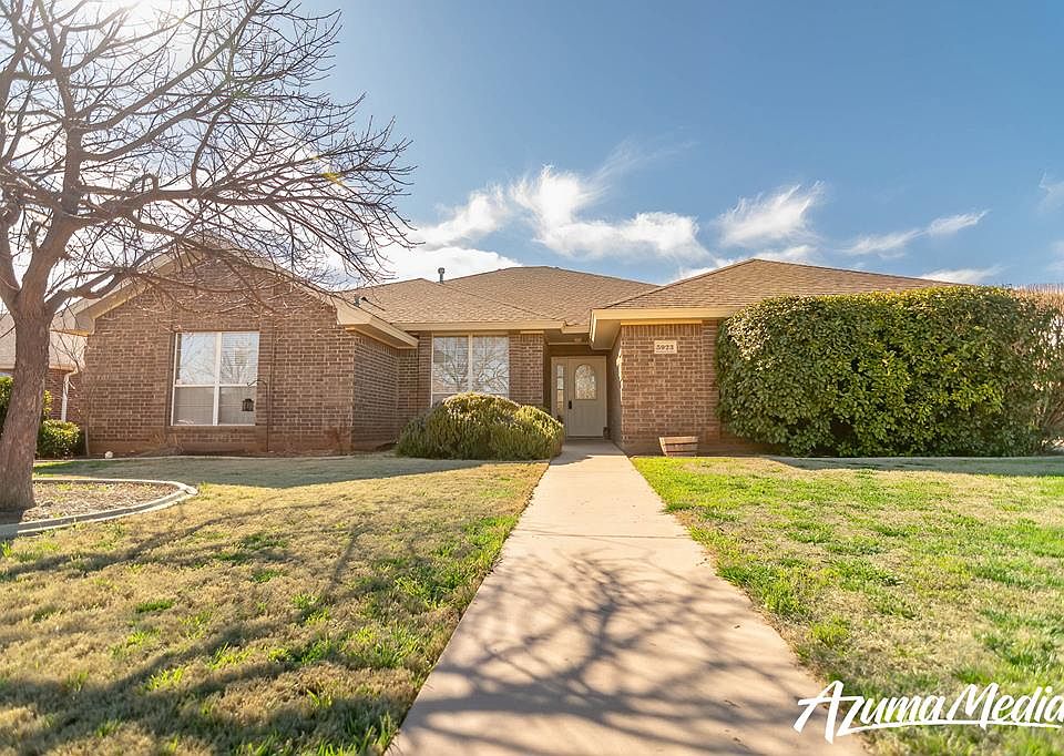1st image of 5923 Lyndhurst Dr