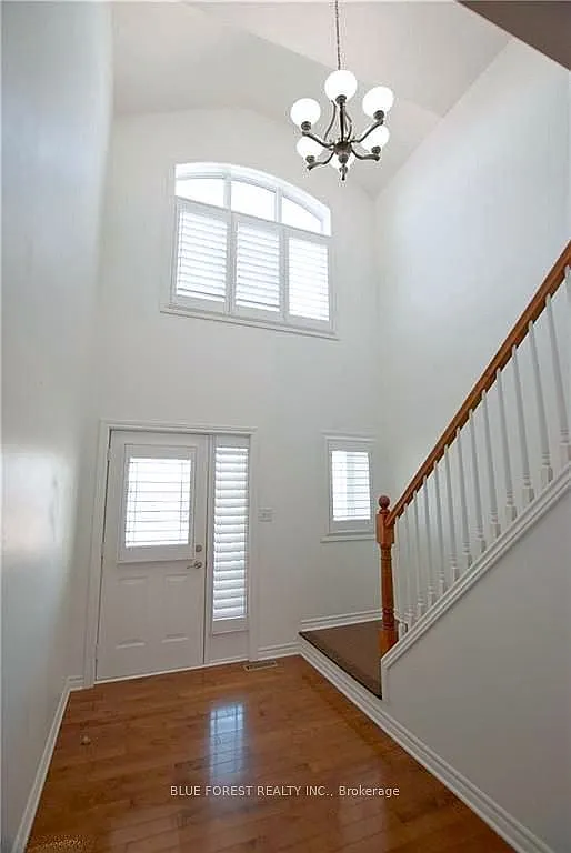 3 bed, $3,000 — Photo 3