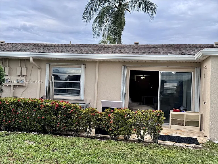 8838 Bella Vista Dr — Photo 10