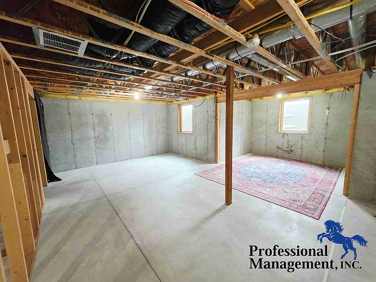 1617 8th St W — Photo 16
