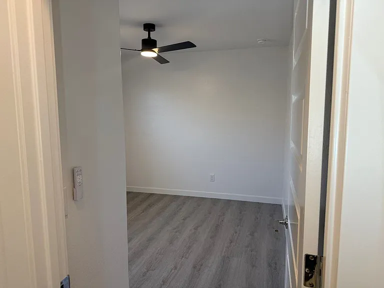 36605 W Mondragone Ln — Photo 12