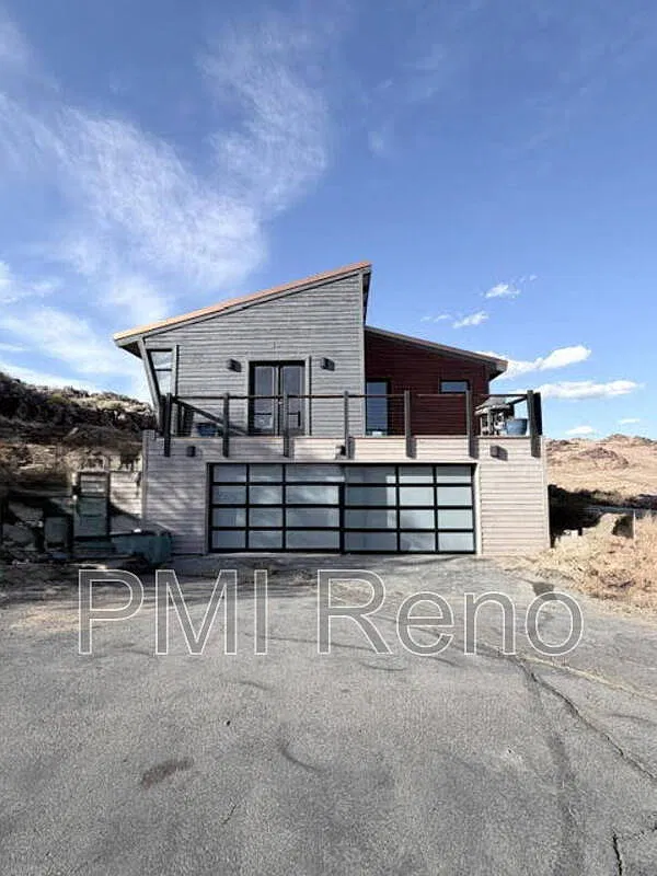 1 bed, 1.0 bath, 1000 sqft, $2,500 — Photo 1