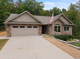 140 Laswell Ln, Crossville, TN 38558
