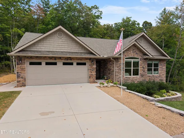 140 Laswell Ln, Crossville, TN 38558