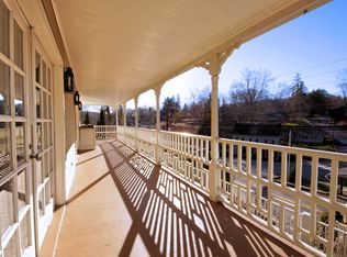 18 E Shore Rd, New Preston Marble Dale, CT 06777