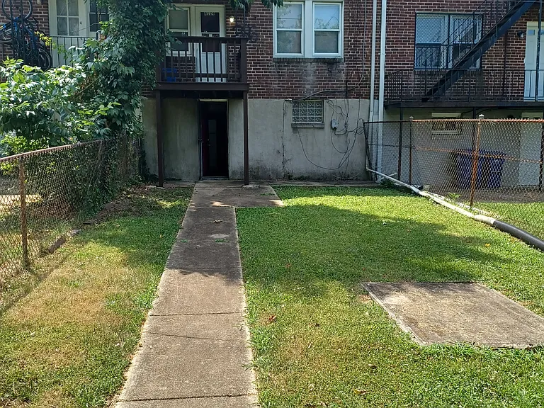 4124 Woodhaven Ave — Photo 16