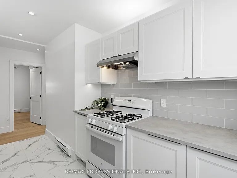 105 Cavell Ave — Photo 20