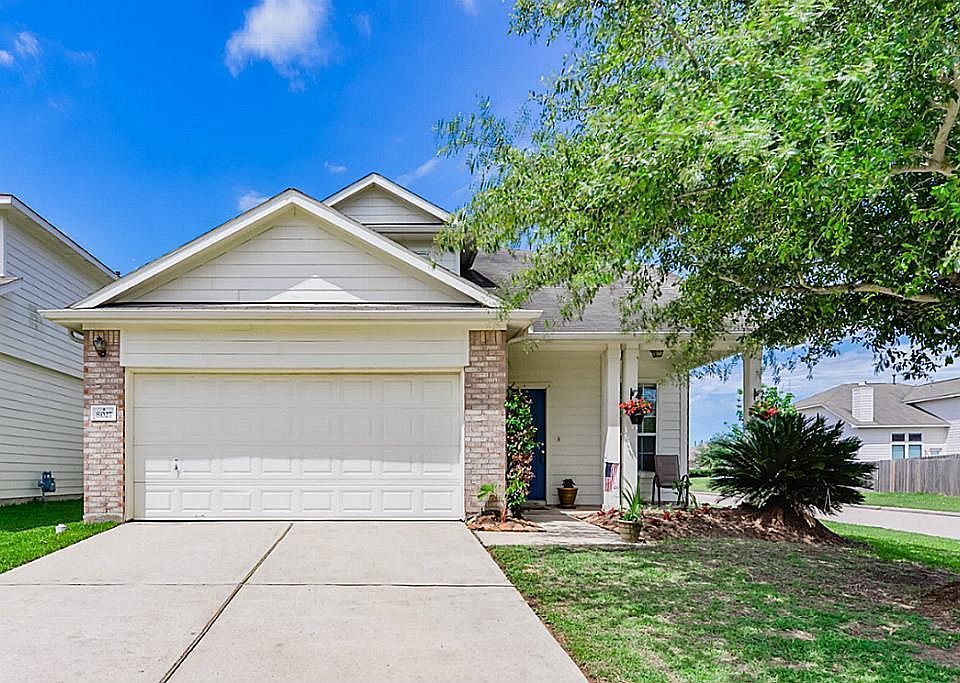 1st image of 8027 Indian Desert Dr