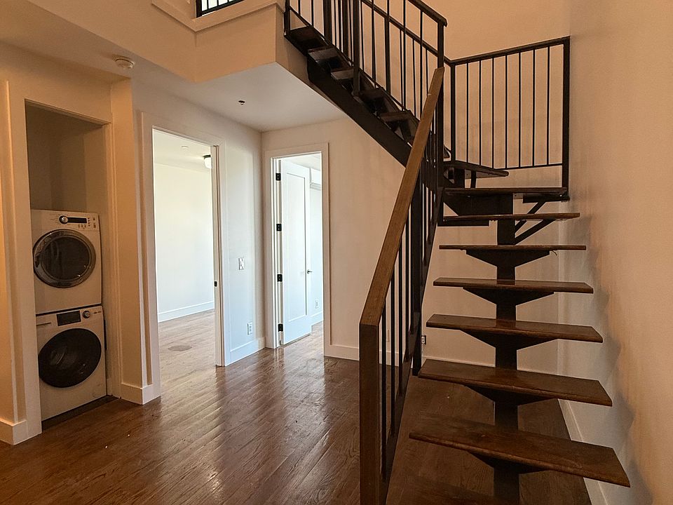 1st image of 83 Graham Ave #4C