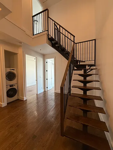 83 Graham Ave #4C Photo 1