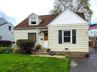 912 Britton Rd, Rochester, NY 14616