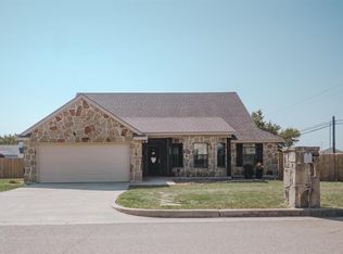102 Rachel Rd, Weatherford, TX 76086