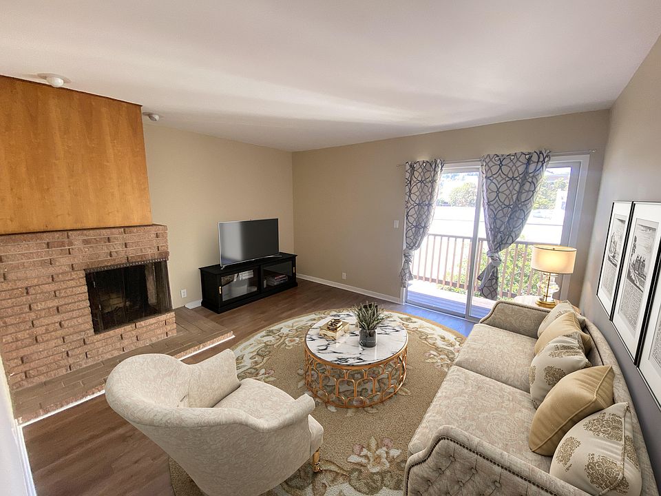 1st image of 520 Bartlett St APT 4