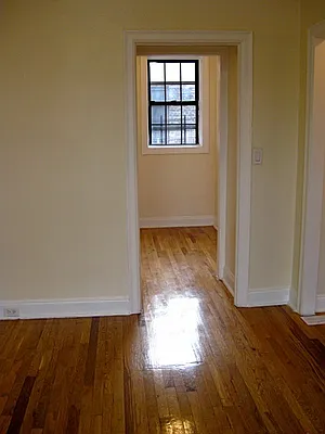 Rented by Bohemia Realty Group | media 18